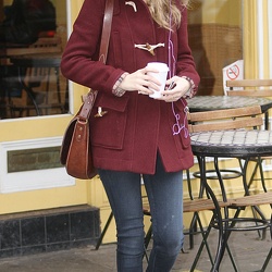 01-25 - Grabbing coffee at Primrose Hill Cafe in London - England